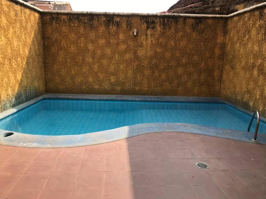 Lugar céntrico, encantador y acogedor con piscina Santa Cruz de La Sierra Esterno foto